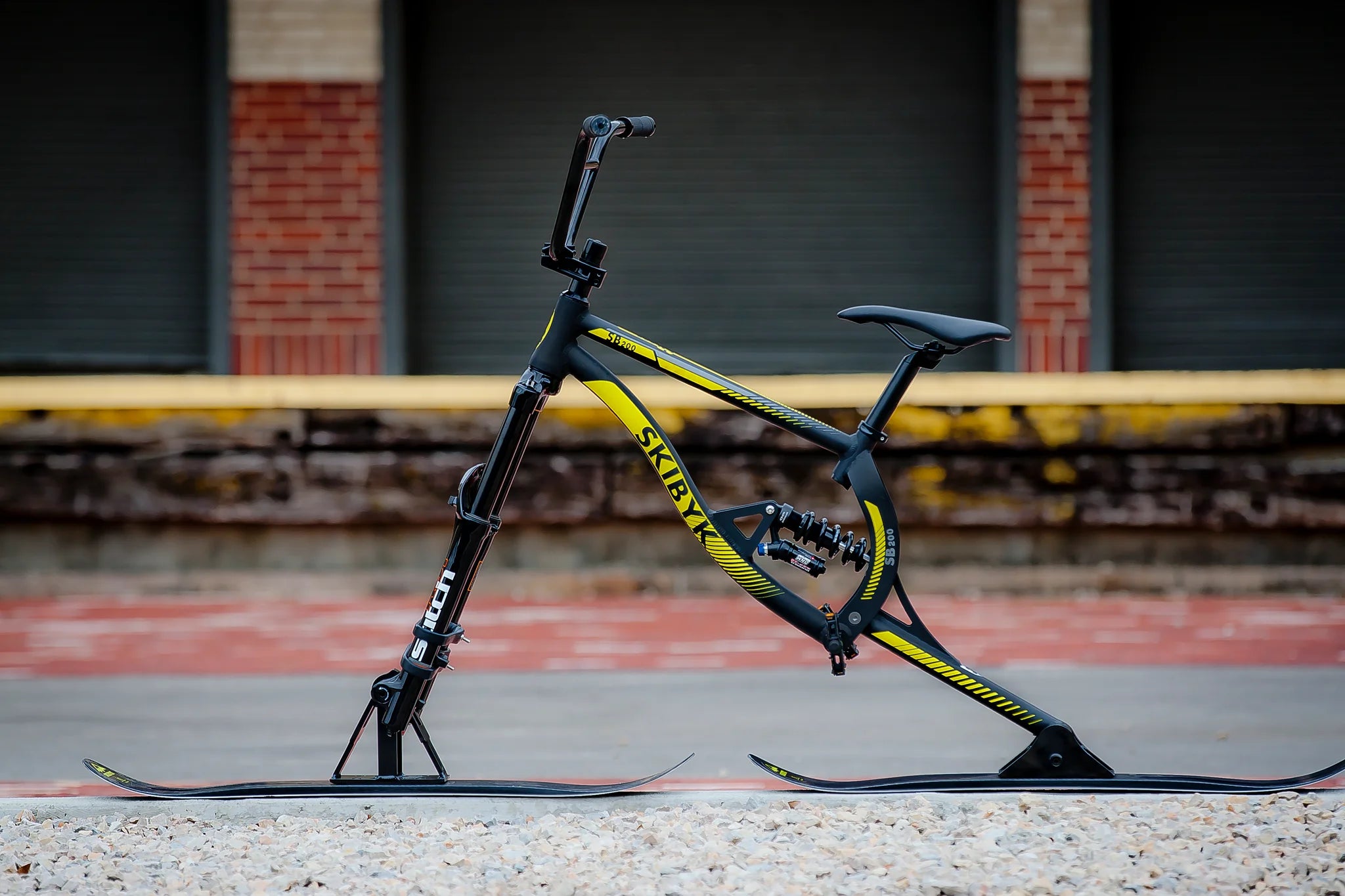 SkiByk - SB200 All-Mountain Ski Bike