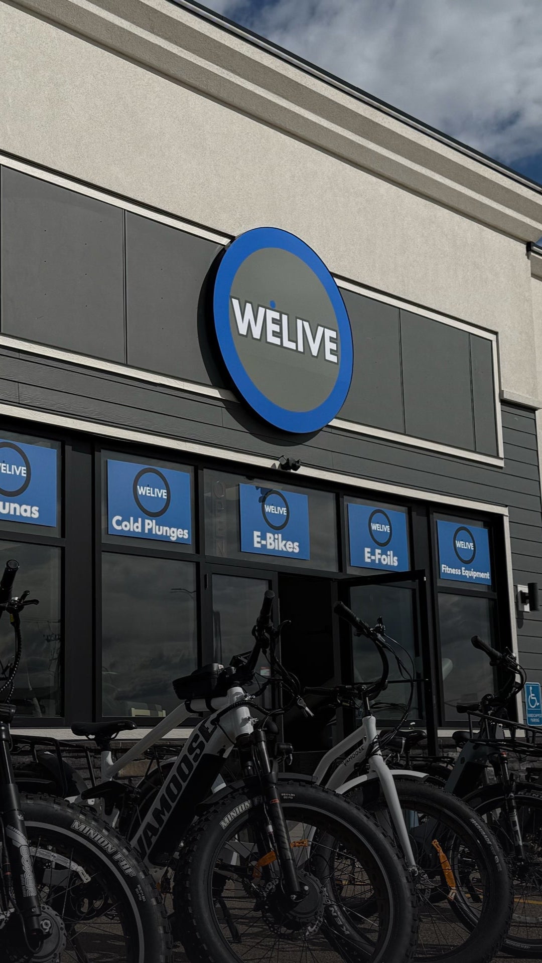 WeLive