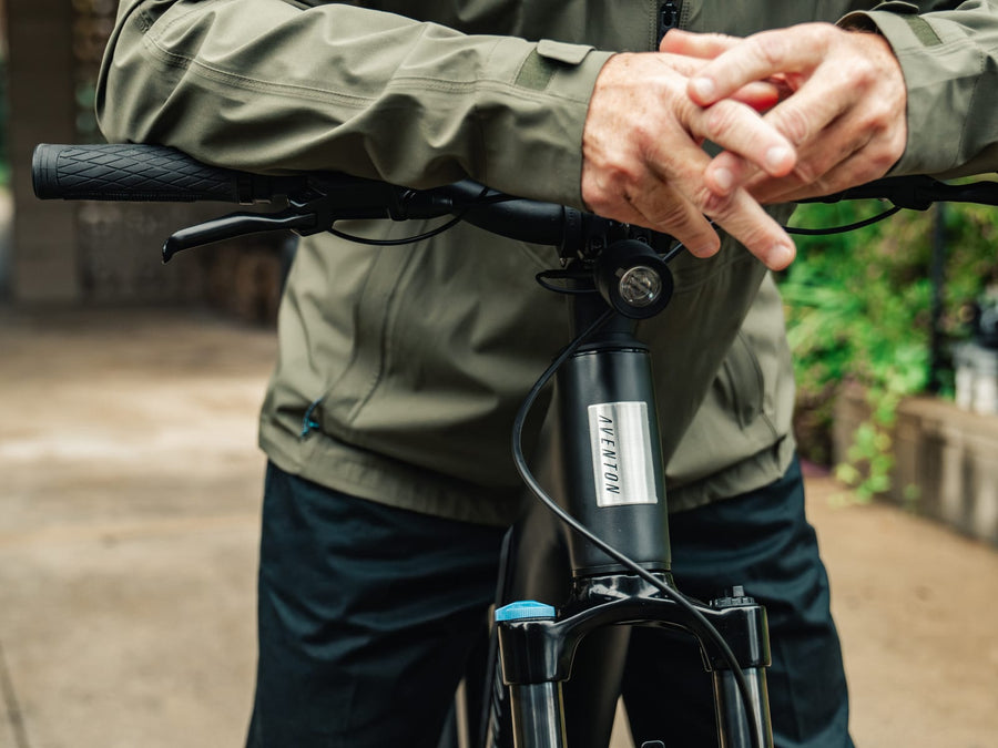 Adjustable stem, rider-friendly geometry
