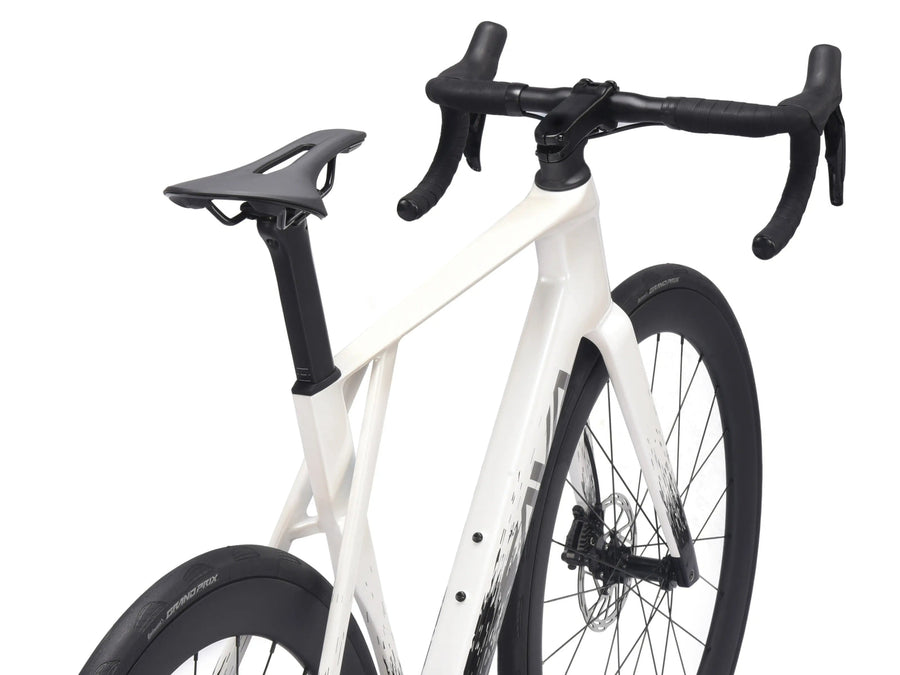 Aero fork blades